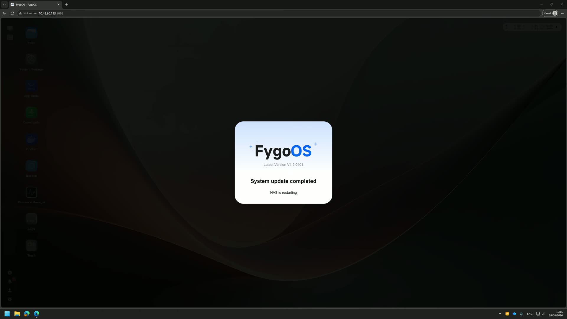 Fygo OS Create Volume screen showing file system options: ext4 (high initially, strong stability), Btrfs (weaker stability), and ZFS (snapshots, compression, self-healing)